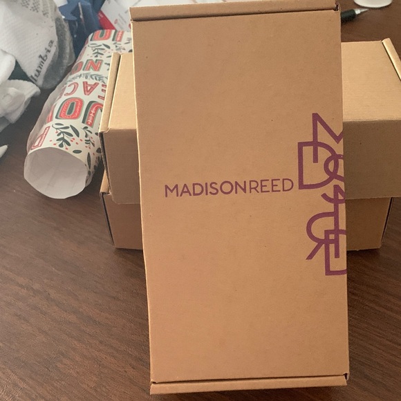 Madison Reed Hair Color Kit -5.5NNA Medium Neutral Brown for Resistant Gray - Picture 5 of 5